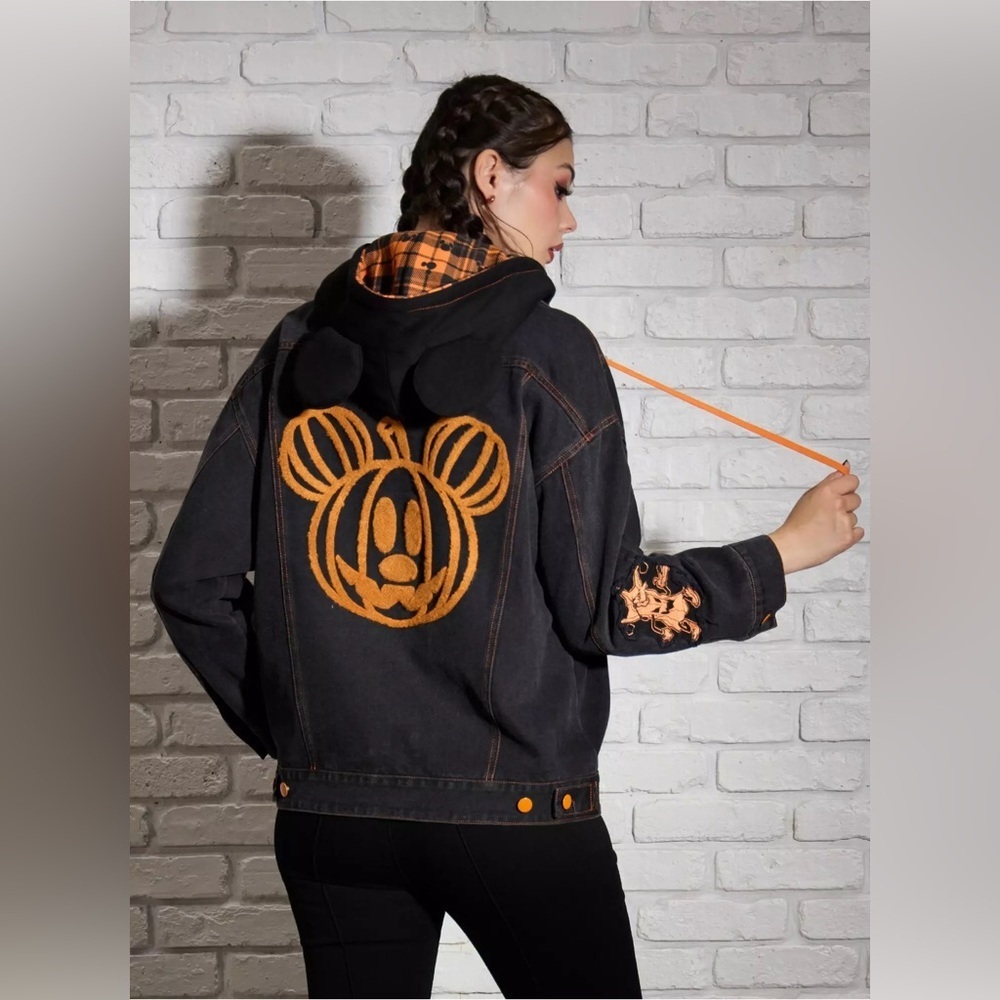 Disney Mickey Mouse & Friends Halloween Hooded Denim Jacket size 2XL - Picture 3 of 6